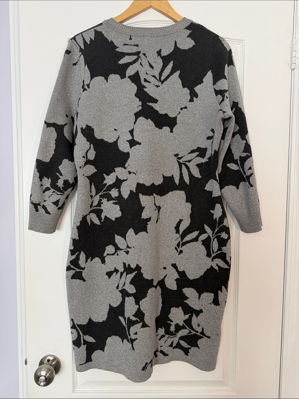 Calvin Klein Metallic Floral Knit Sweater Dress – Size XL - Picture 2 of 13